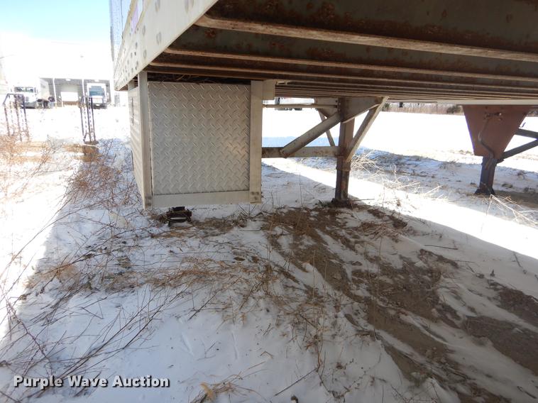 image for item FQ9722 1995 Fruehauf FBHLF91.5N12-53W dry van trailer