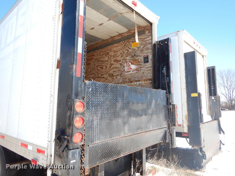 image for item FQ9722 1995 Fruehauf FBHLF91.5N12-53W dry van trailer