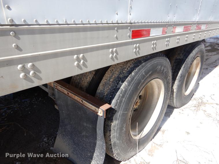 image for item FQ9722 1995 Fruehauf FBHLF91.5N12-53W dry van trailer