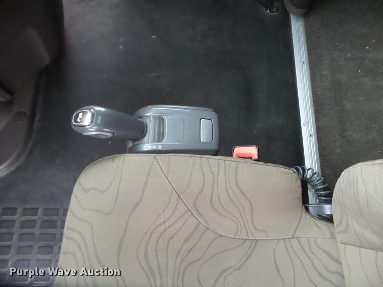 image for item FS9505 2012 Volvo VN Series semi truck