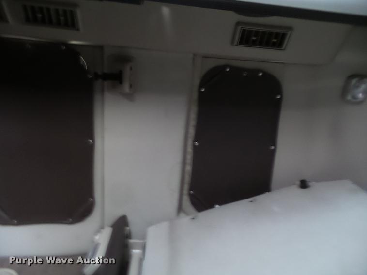 image for item FS9505 2012 Volvo VN Series semi truck