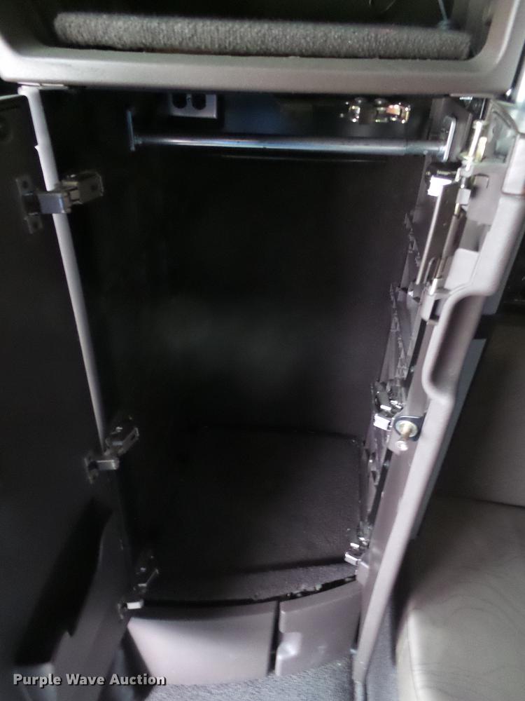 image for item FS9505 2012 Volvo VN Series semi truck