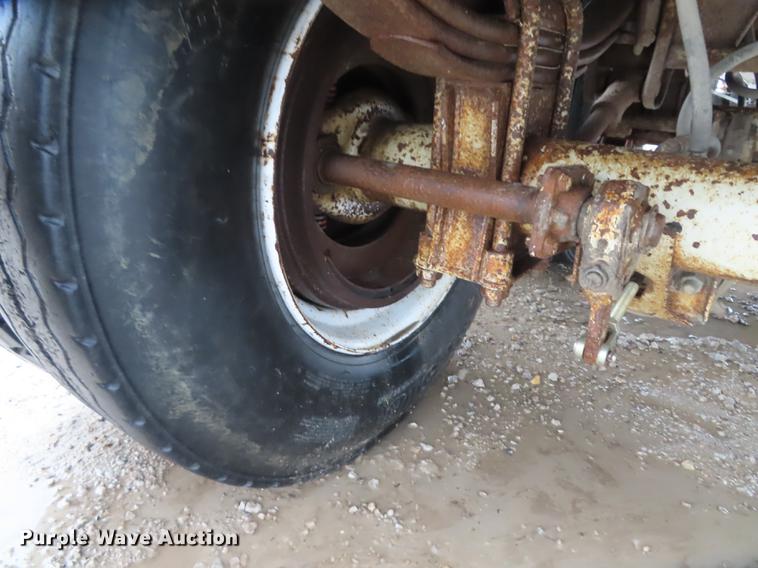 image for item L1488 1989 Timpte Super Hopper double hopper bottom grain trailer