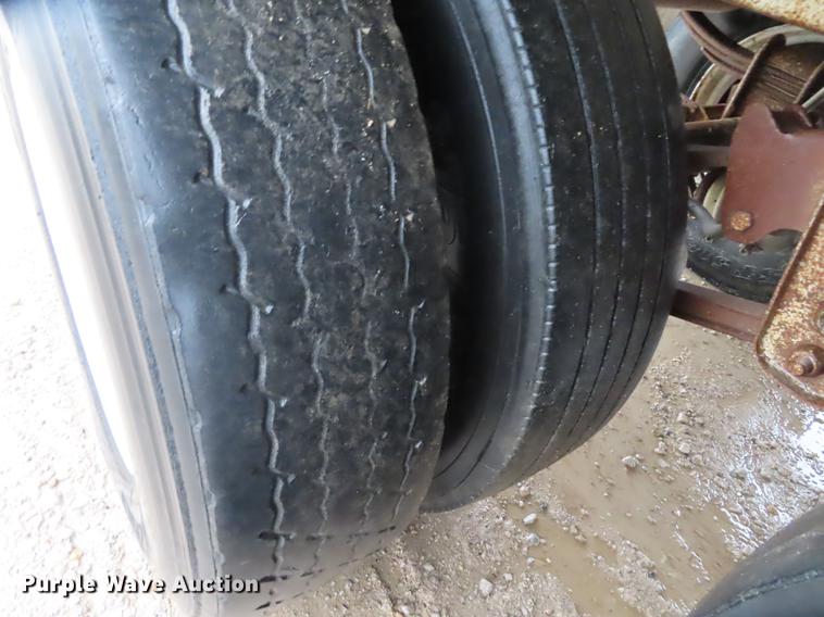 image for item L1488 1989 Timpte Super Hopper double hopper bottom grain trailer