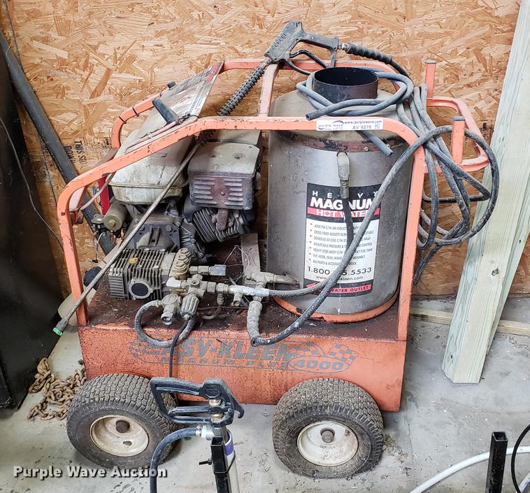 image for item AV9276 Easy Kleen Magnum 4000 pressure washer