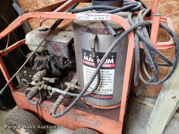 image for item AV9276 Easy Kleen Magnum 4000 pressure washer