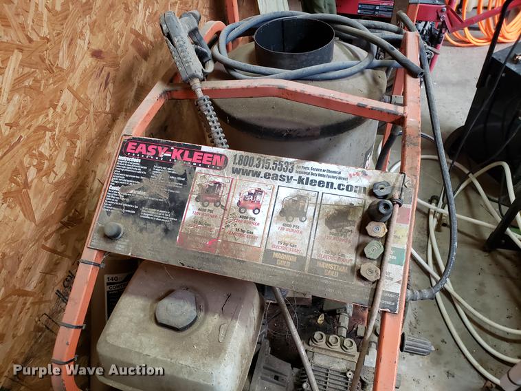 image for item AV9276 Easy Kleen Magnum 4000 pressure washer