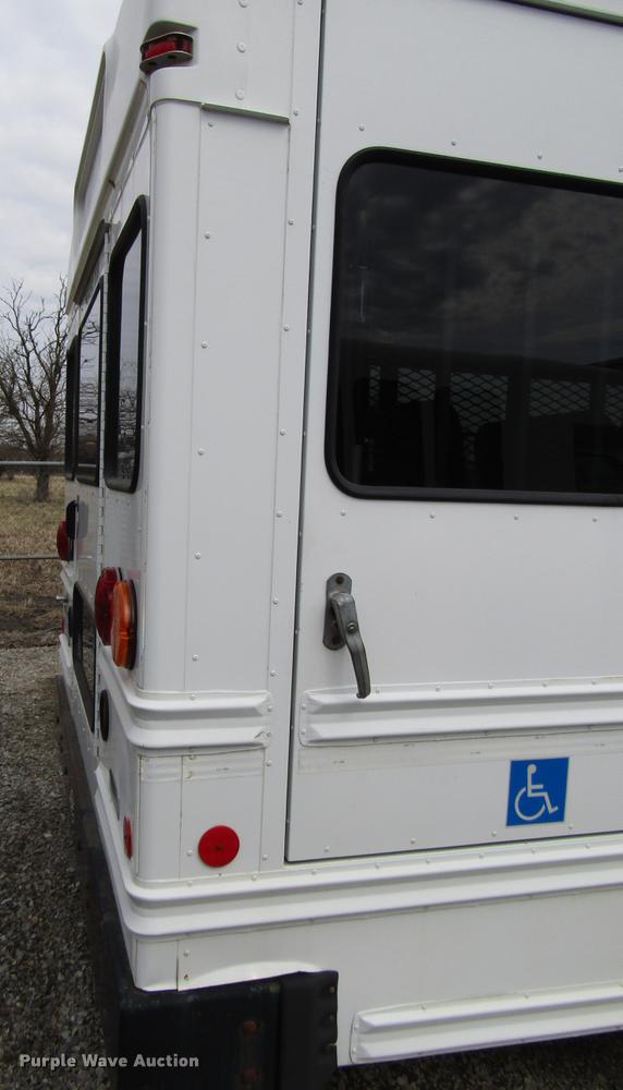 image for item DB6752 2008 Chevrolet Express 3500 Cargo school bus