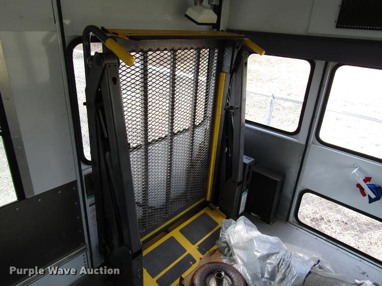 image for item DB6752 2008 Chevrolet Express 3500 Cargo school bus