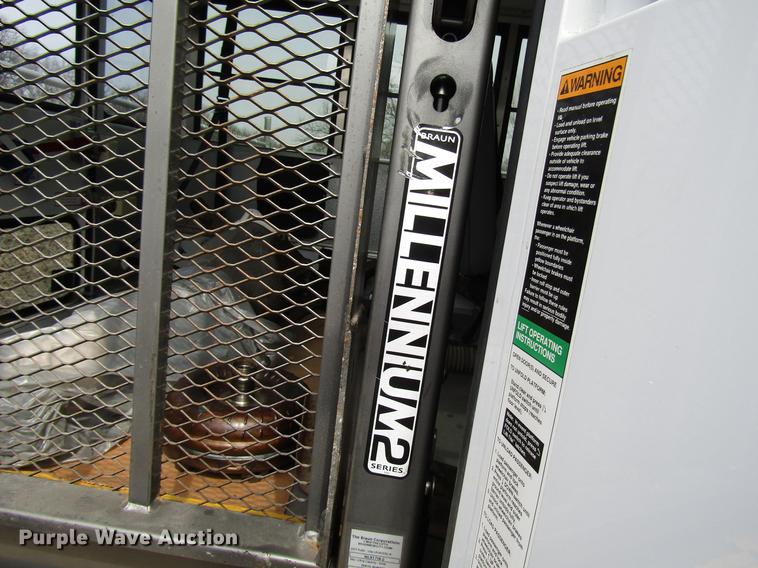 image for item DB6752 2008 Chevrolet Express 3500 Cargo school bus