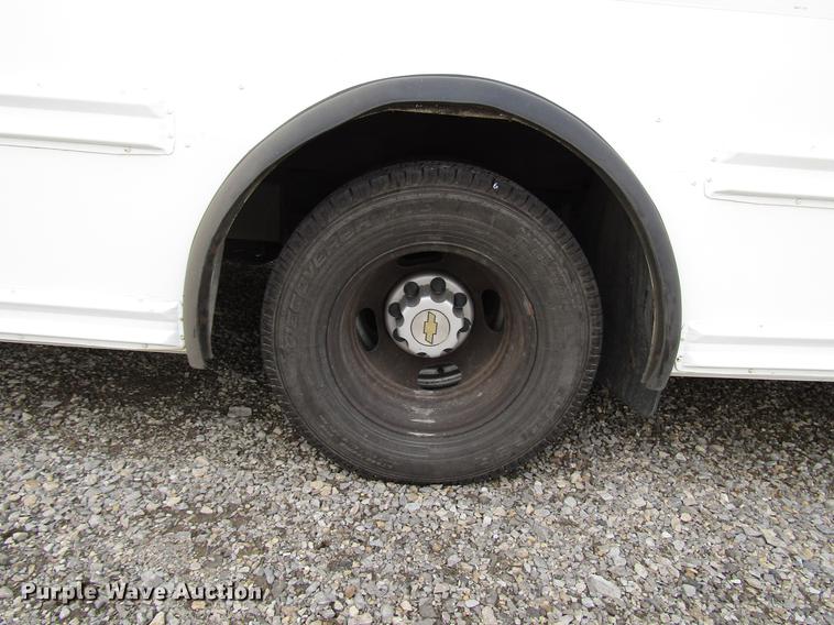 image for item DB6752 2008 Chevrolet Express 3500 Cargo school bus