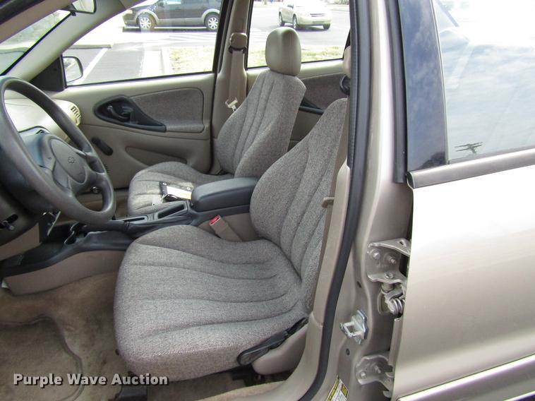 image for item DB6754 2004 Chevrolet Cavalier