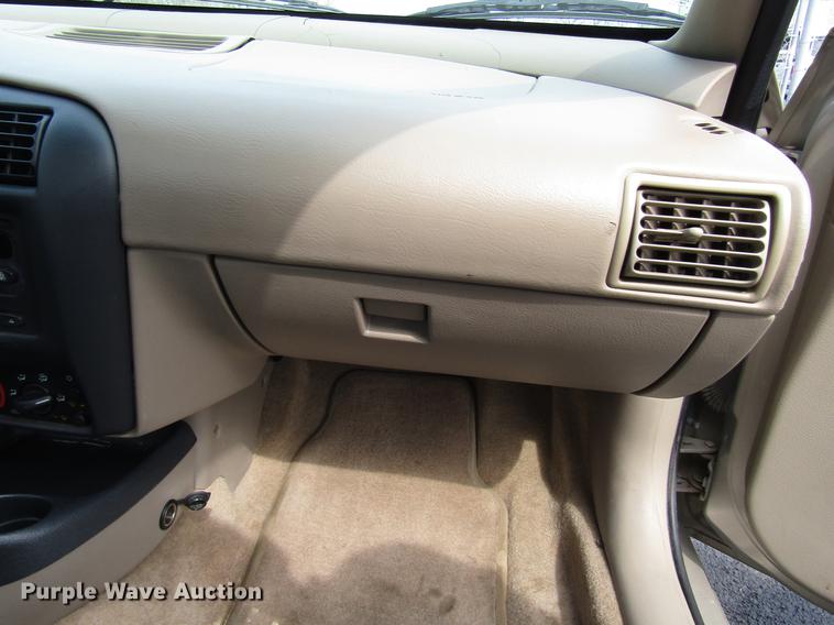 image for item DB6754 2004 Chevrolet Cavalier