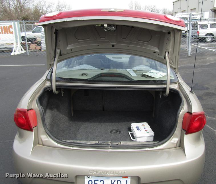 image for item DB6754 2004 Chevrolet Cavalier