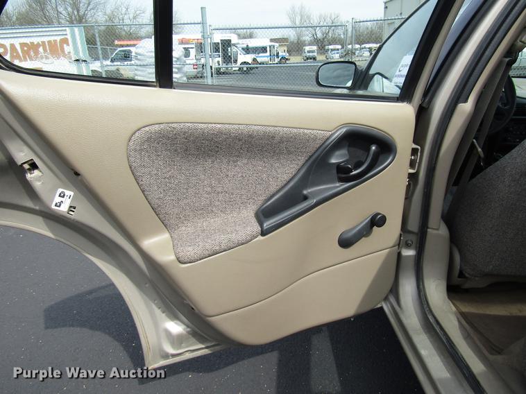 image for item DB6754 2004 Chevrolet Cavalier