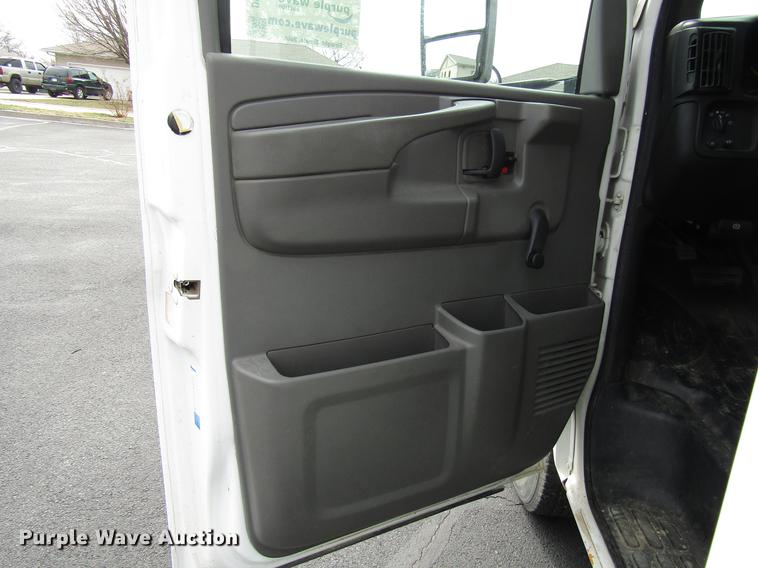image for item DB6755 2007 Chevrolet Express 3500 Cargo school bus