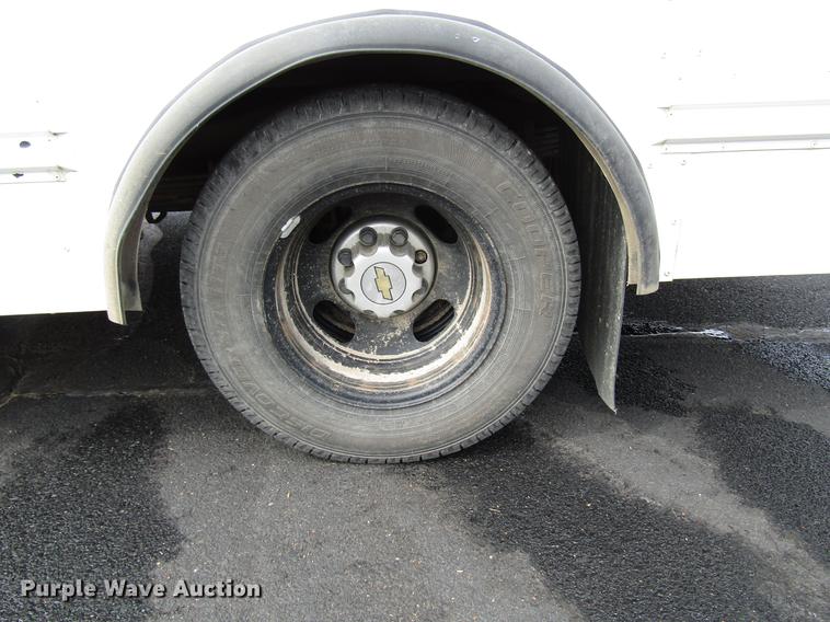 image for item DB6755 2007 Chevrolet Express 3500 Cargo school bus
