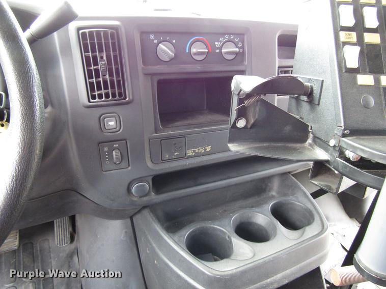 image for item DB6756 2003 Chevrolet Express G3500 school bus