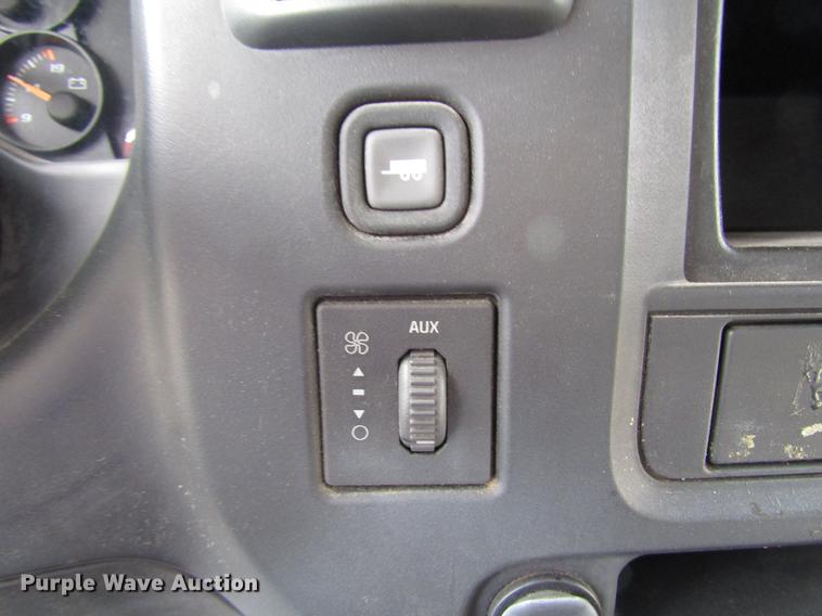 image for item DB6756 2003 Chevrolet Express G3500 school bus