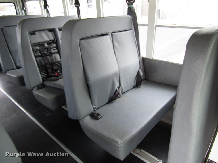 image for item DB6756 2003 Chevrolet Express G3500 school bus