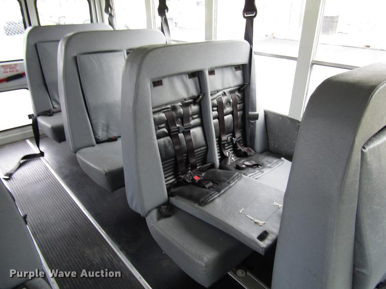 image for item DB6756 2003 Chevrolet Express G3500 school bus