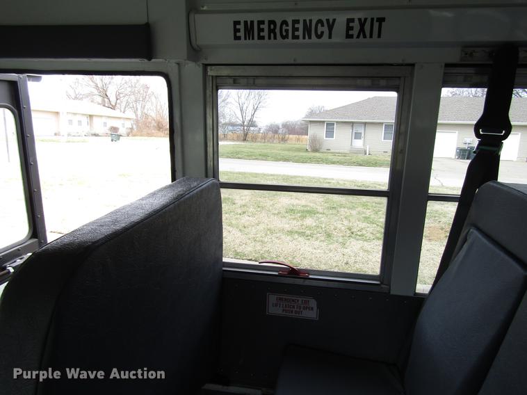 image for item DB6756 2003 Chevrolet Express G3500 school bus