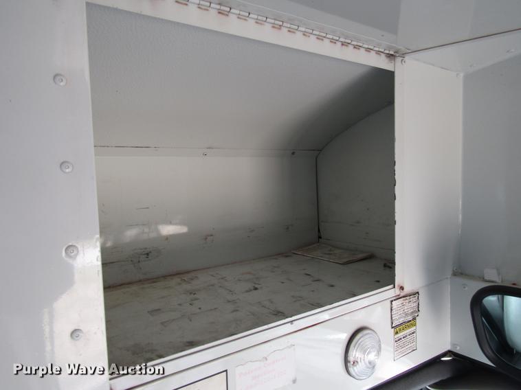 image for item DB6756 2003 Chevrolet Express G3500 school bus