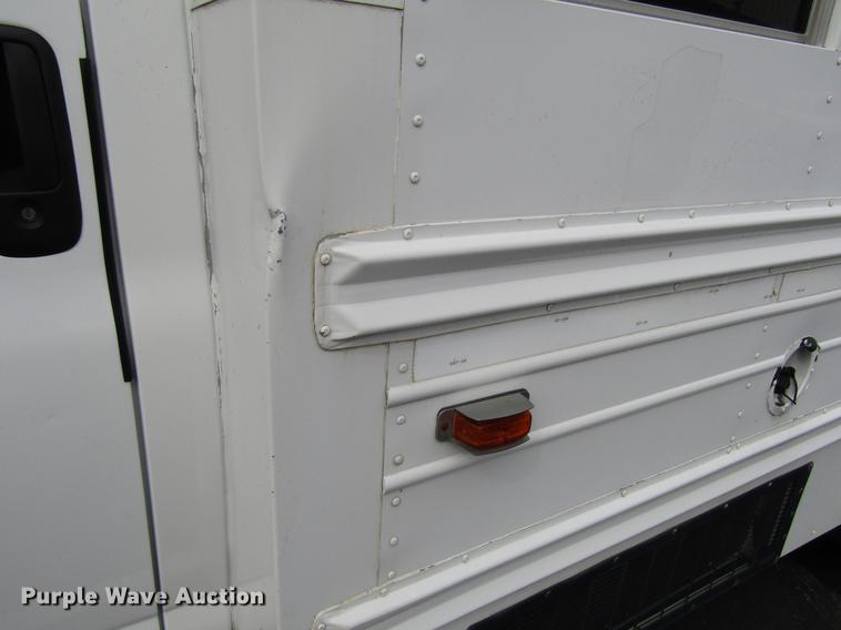 image for item DB6756 2003 Chevrolet Express G3500 school bus