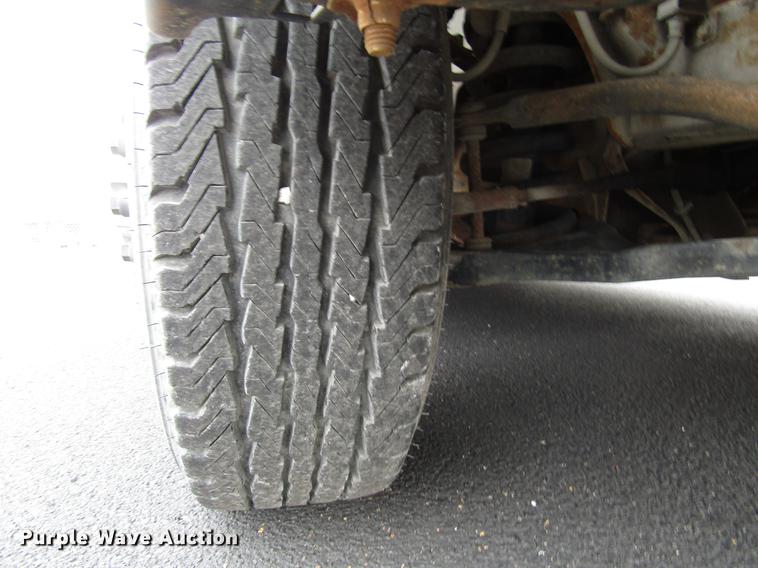 image for item DB6756 2003 Chevrolet Express G3500 school bus