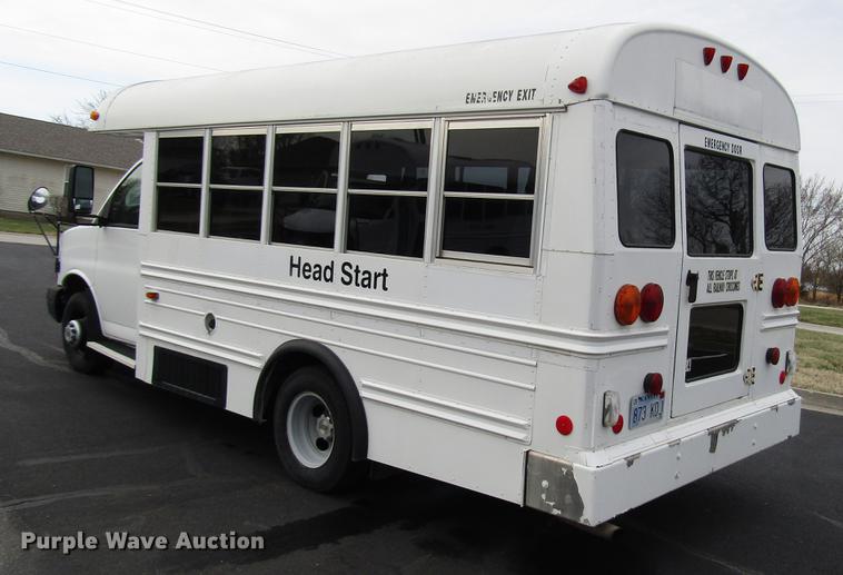 image for item DB6757 2003 Chevrolet Express G3500 school bus