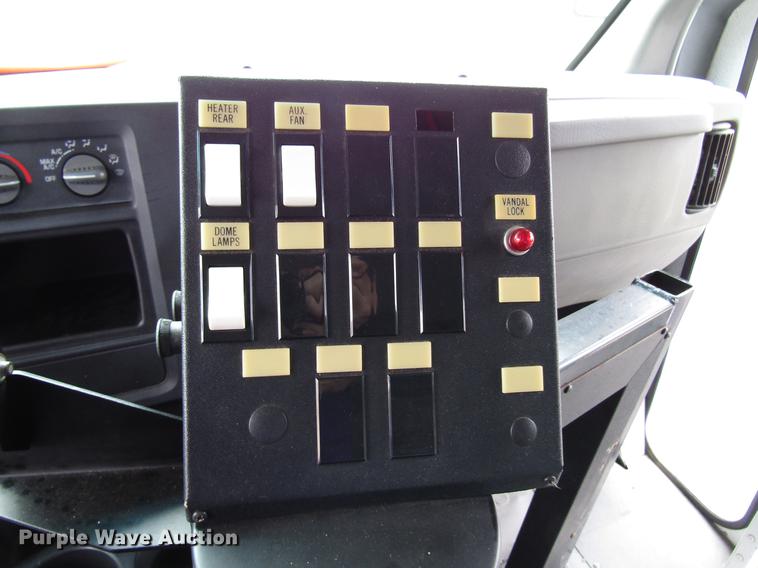 image for item DB6757 2003 Chevrolet Express G3500 school bus