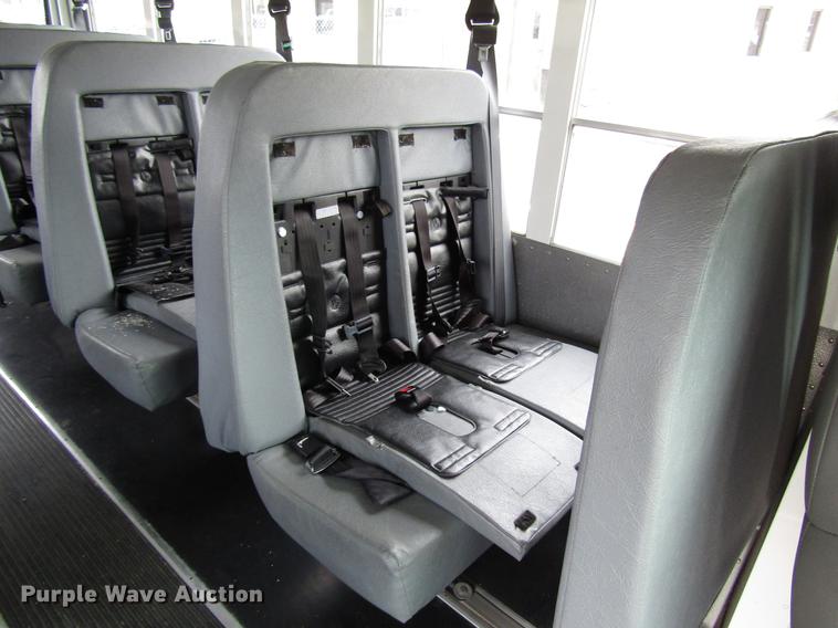 image for item DB6757 2003 Chevrolet Express G3500 school bus