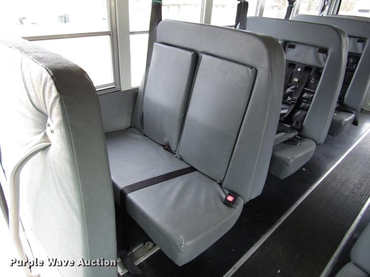 image for item DB6757 2003 Chevrolet Express G3500 school bus