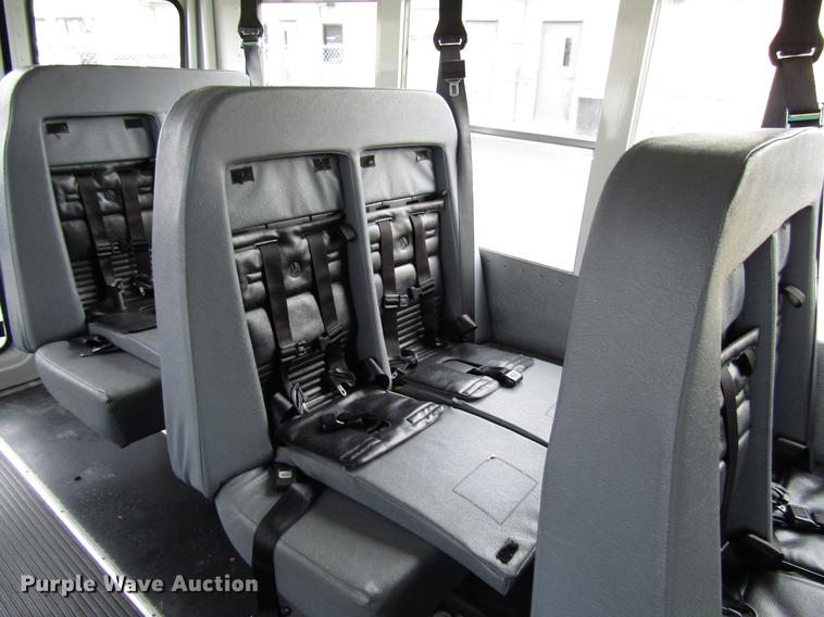 image for item DB6757 2003 Chevrolet Express G3500 school bus