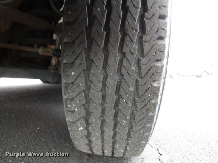 image for item DB6757 2003 Chevrolet Express G3500 school bus