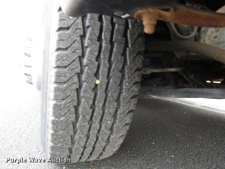 image for item DB6757 2003 Chevrolet Express G3500 school bus