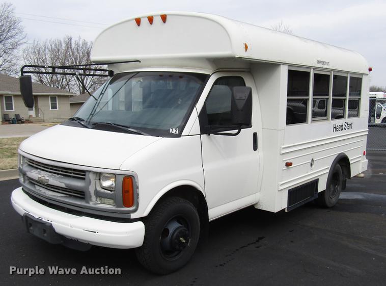 image for item DB6758 2002 Chevrolet Express 3500 Cargo school bus