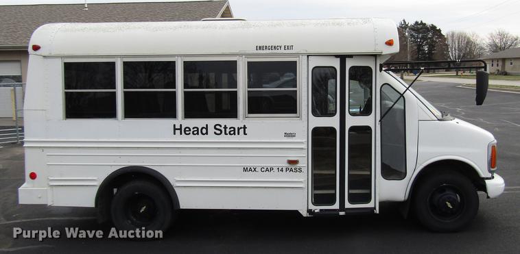 image for item DB6758 2002 Chevrolet Express 3500 Cargo school bus