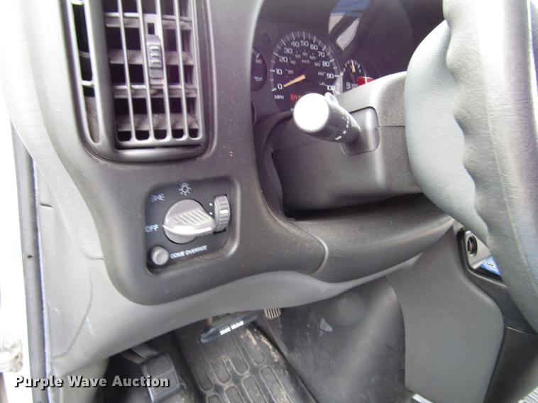 image for item DB6758 2002 Chevrolet Express 3500 Cargo school bus