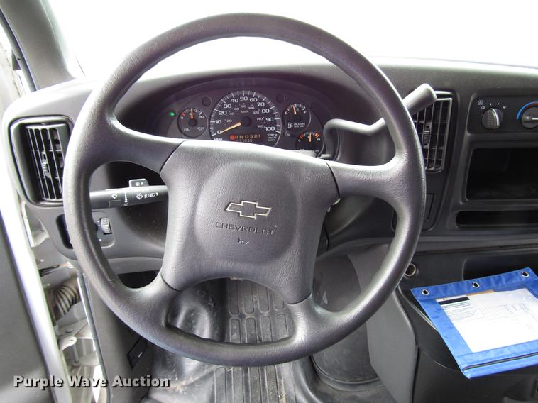 image for item DB6758 2002 Chevrolet Express 3500 Cargo school bus