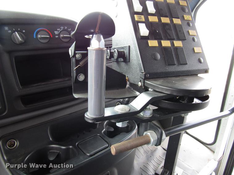 image for item DB6758 2002 Chevrolet Express 3500 Cargo school bus