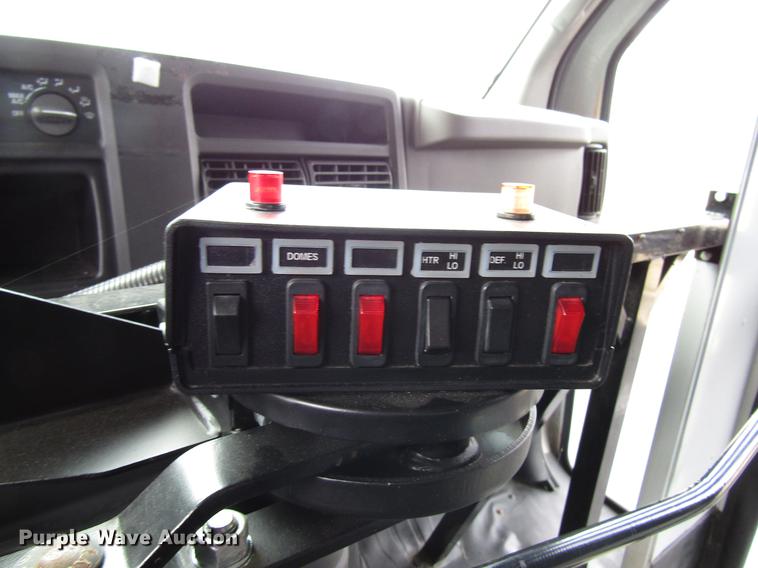 image for item DB6759 2004 Chevrolet Express G3500 school bus