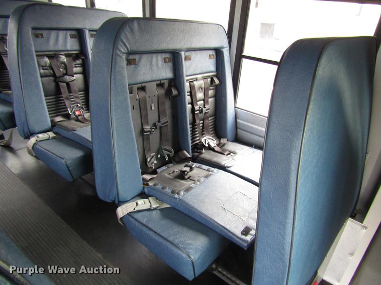 image for item DB6759 2004 Chevrolet Express G3500 school bus