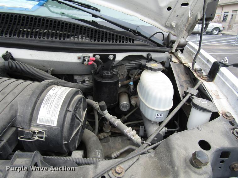 image for item DB6759 2004 Chevrolet Express G3500 school bus