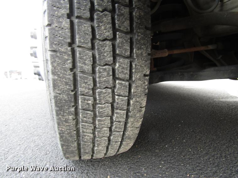 image for item DB6759 2004 Chevrolet Express G3500 school bus