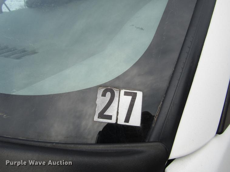 image for item DB6759 2004 Chevrolet Express G3500 school bus