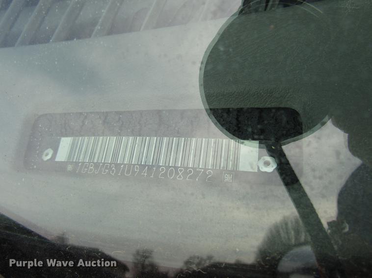 image for item DB6759 2004 Chevrolet Express G3500 school bus