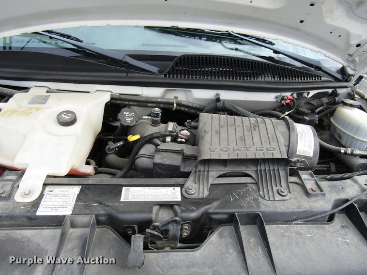 image for item DB6760 2004 Chevrolet Express G3500 school bus