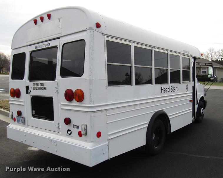 image for item DB6761 2003 Chevrolet Express G3500 school bus