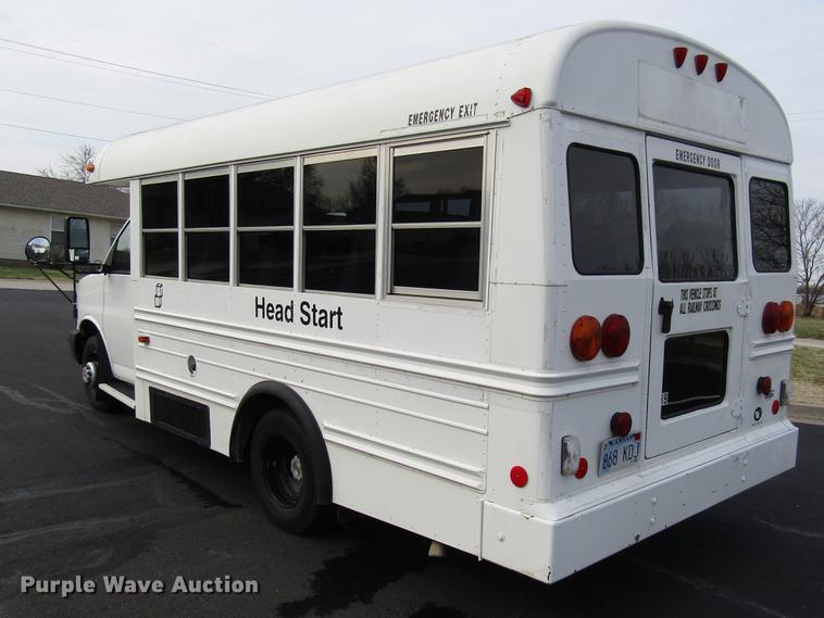 image for item DB6761 2003 Chevrolet Express G3500 school bus